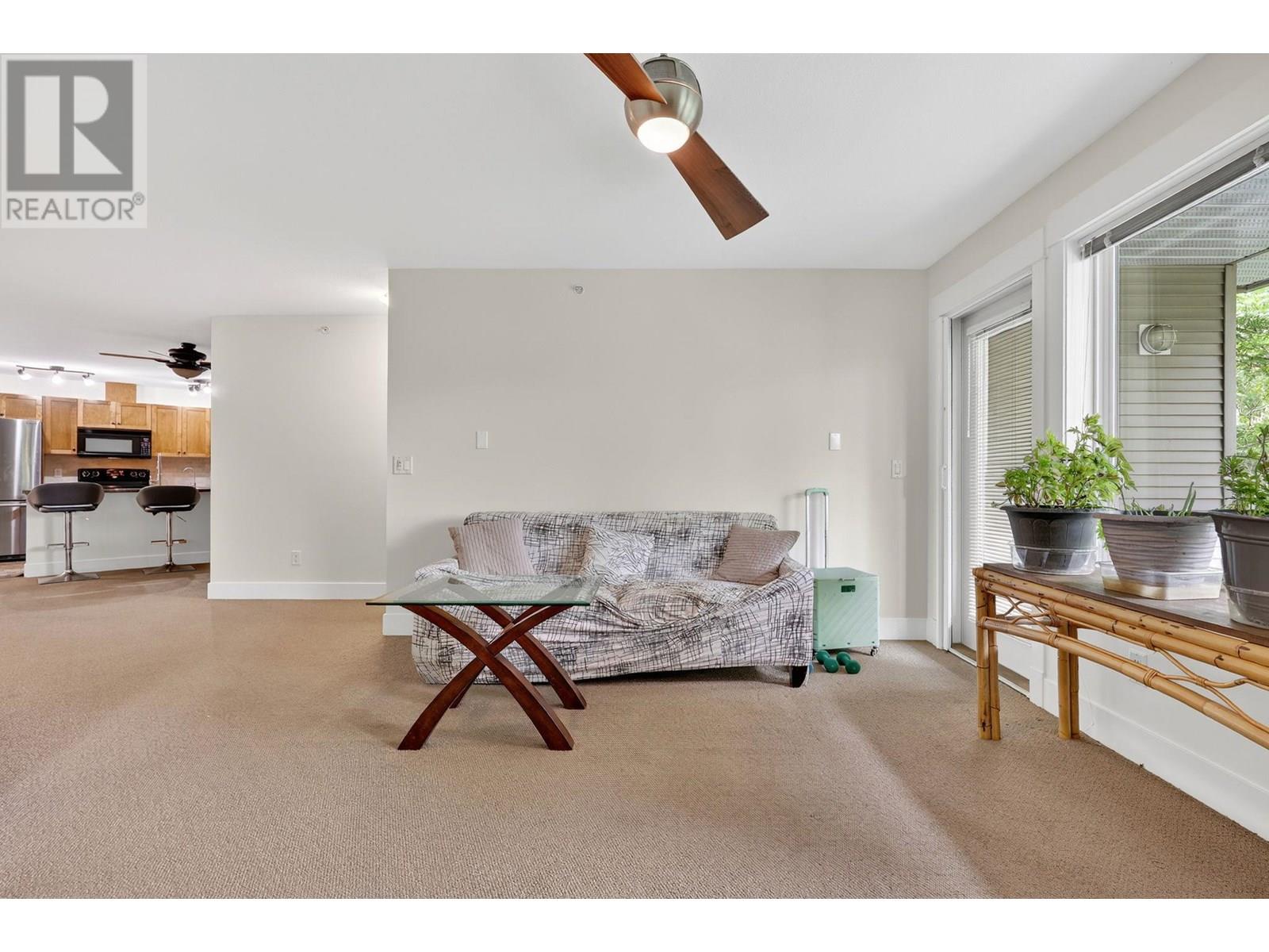 409 135 Ziprick Road, Kelowna