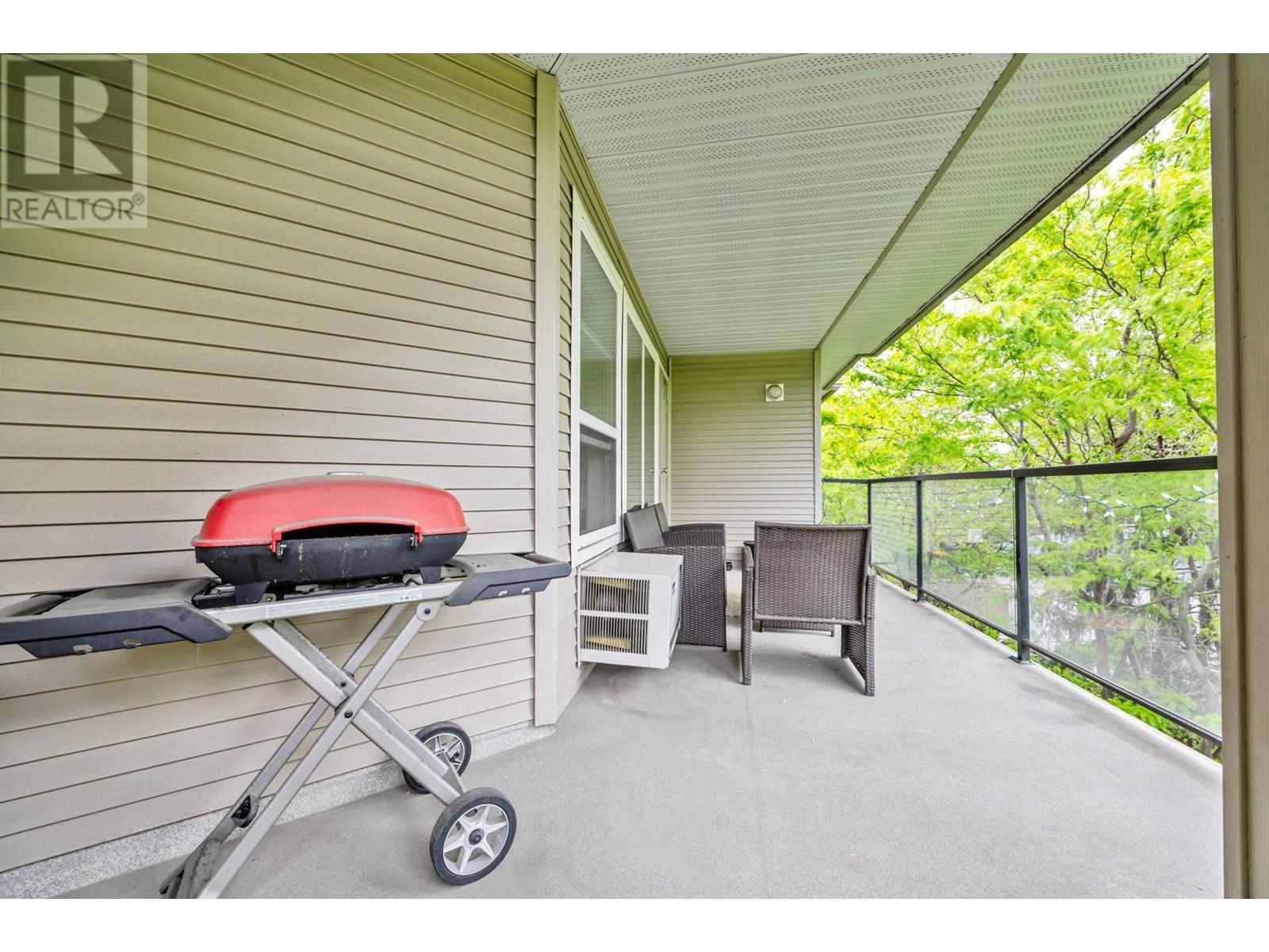 409 135 Ziprick Road, Kelowna