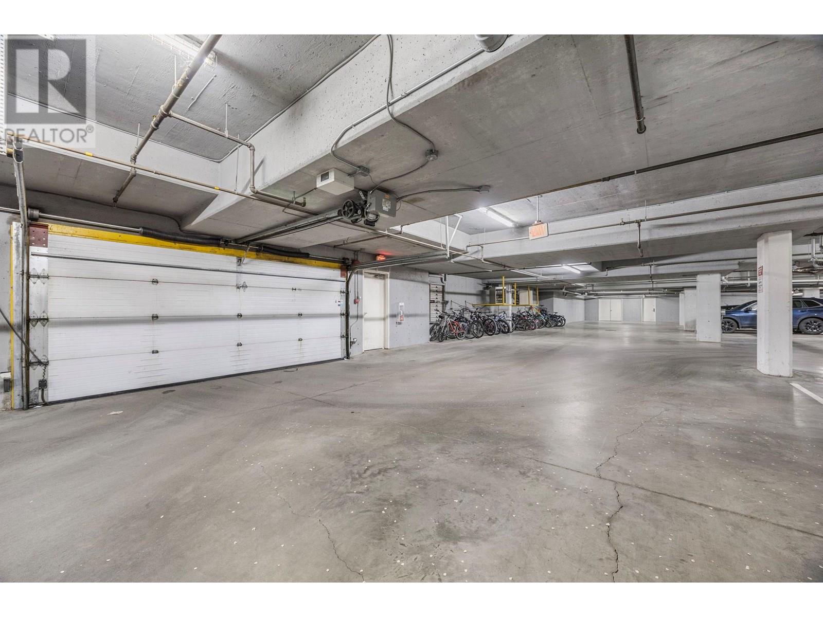 409 135 Ziprick Road, Kelowna