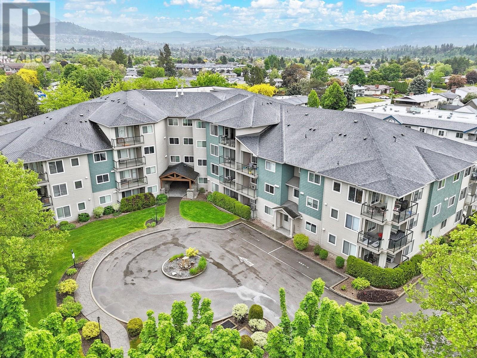 409 135 Ziprick Road, Kelowna
