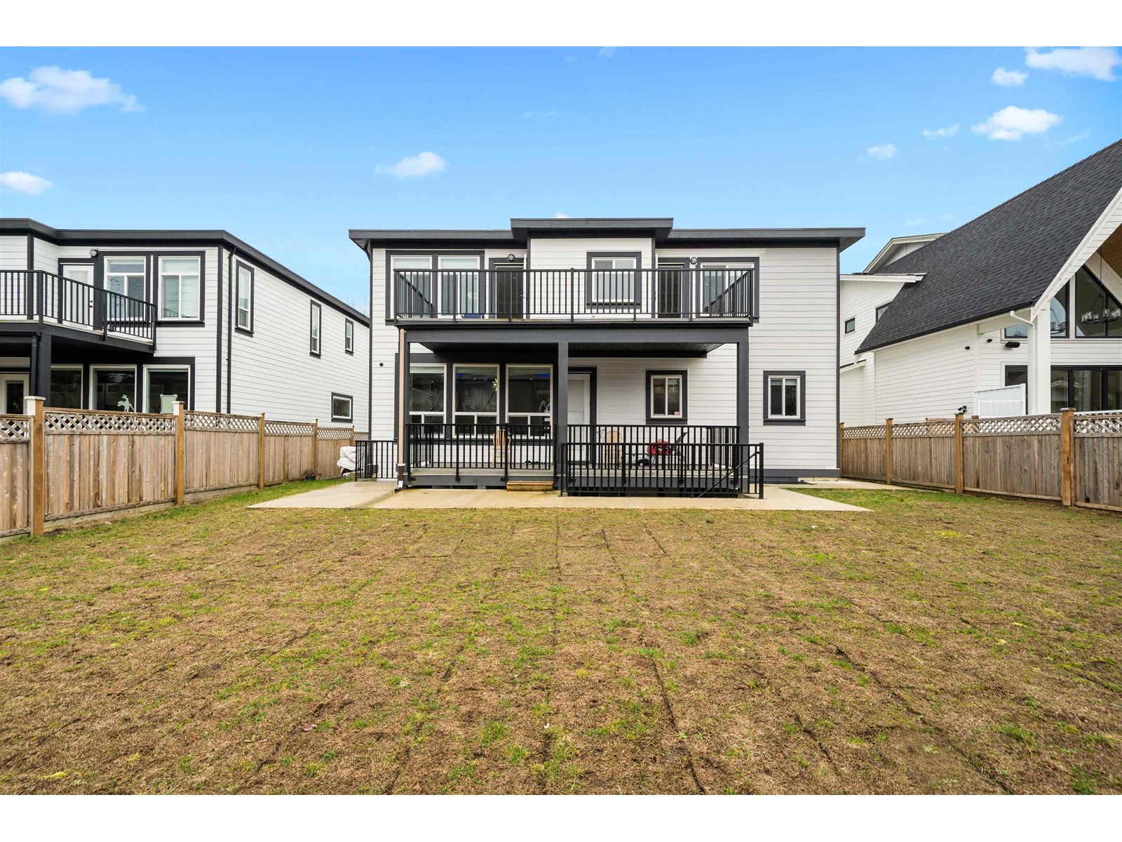 Photo 32 of 16117 108 Avenue, Surrey BC