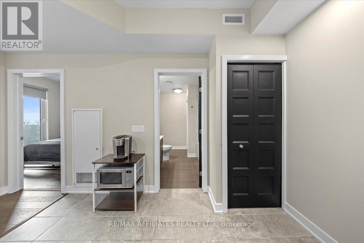 Photo 18 of 407 200 Inlet Private, Ottawa ON