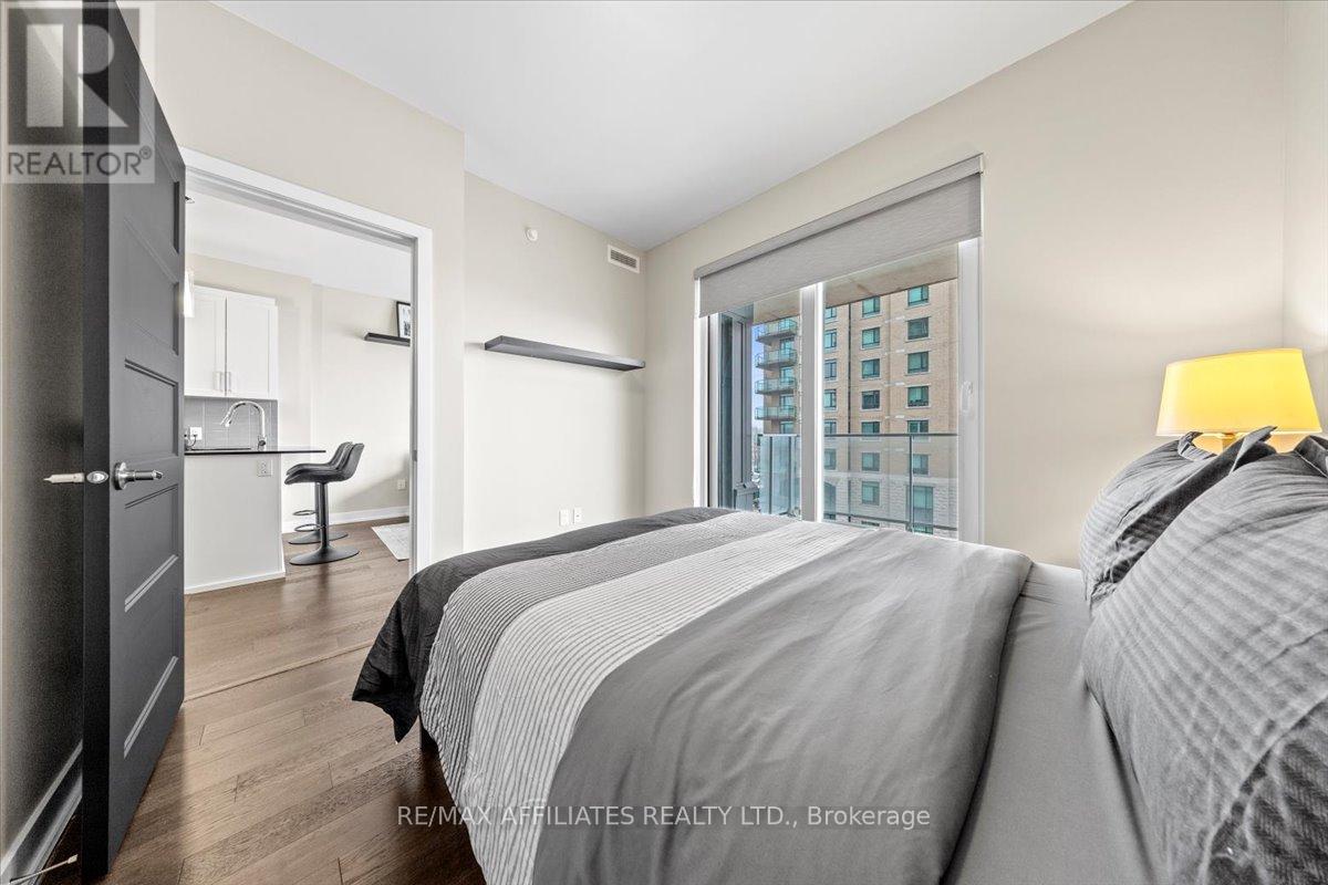 Photo 11 of 407 200 Inlet Private, Ottawa ON