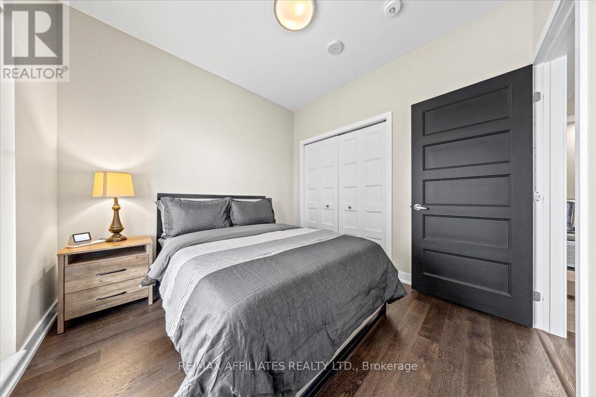 Photo 5 of 407 200 Inlet Private, Ottawa ON