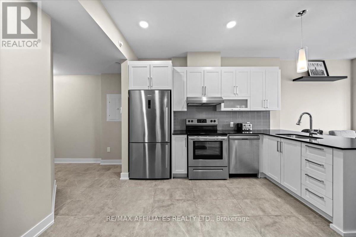 Photo 9 of 407 200 Inlet Private, Ottawa ON