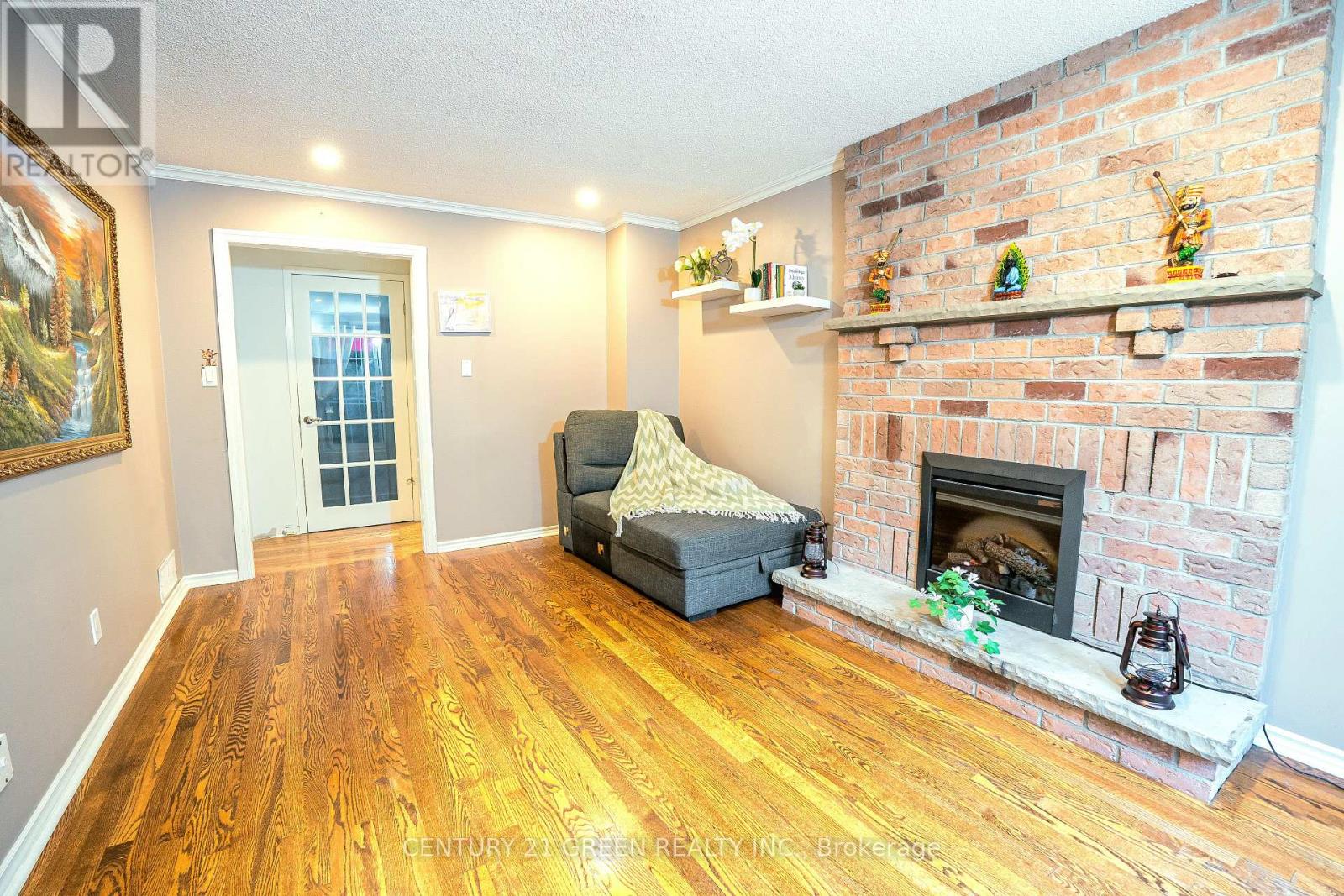 Photo 19 of 13 Alderbrook Drive, Clarington ON
