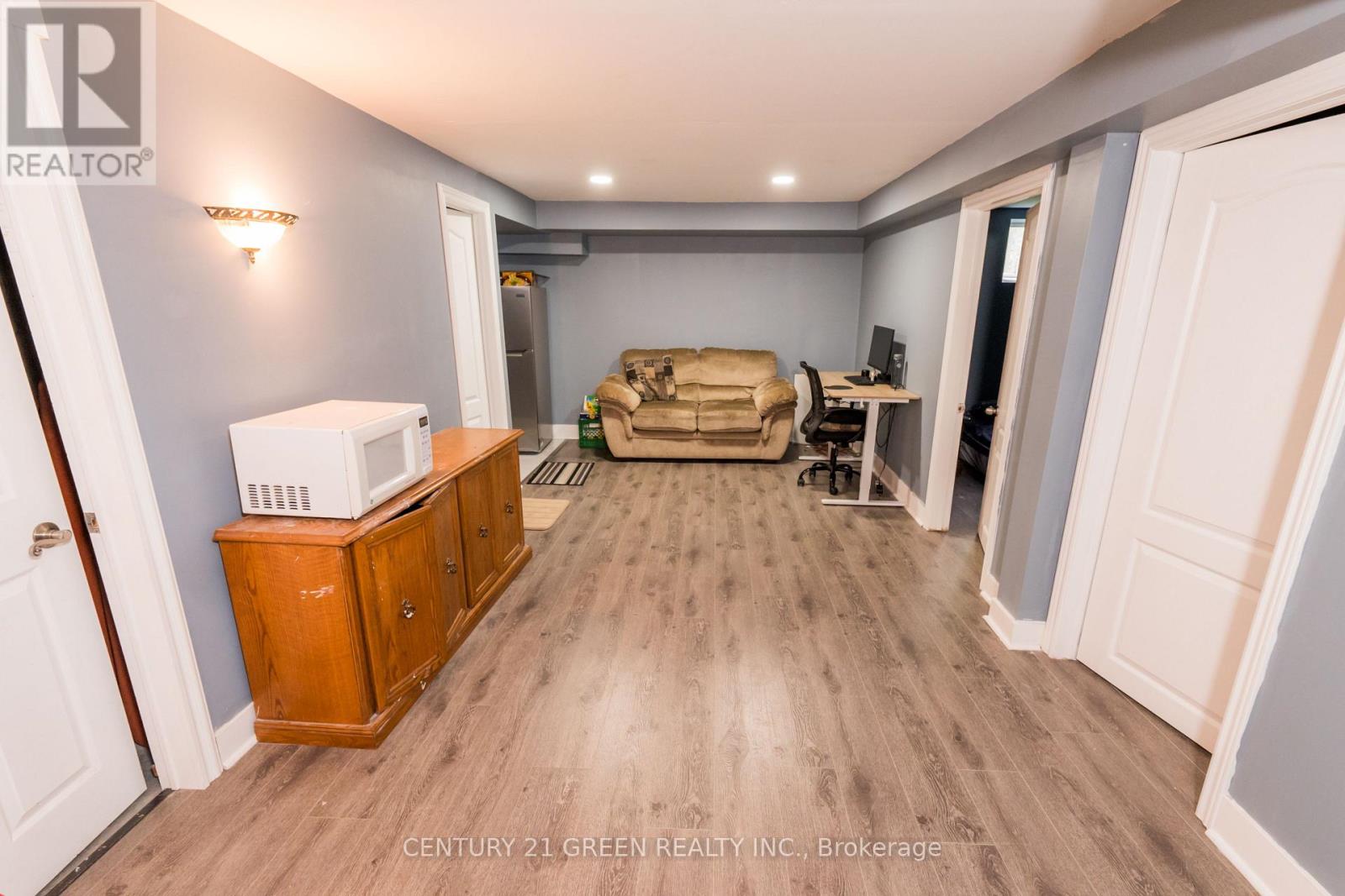 Photo 29 of 13 Alderbrook Drive, Clarington ON
