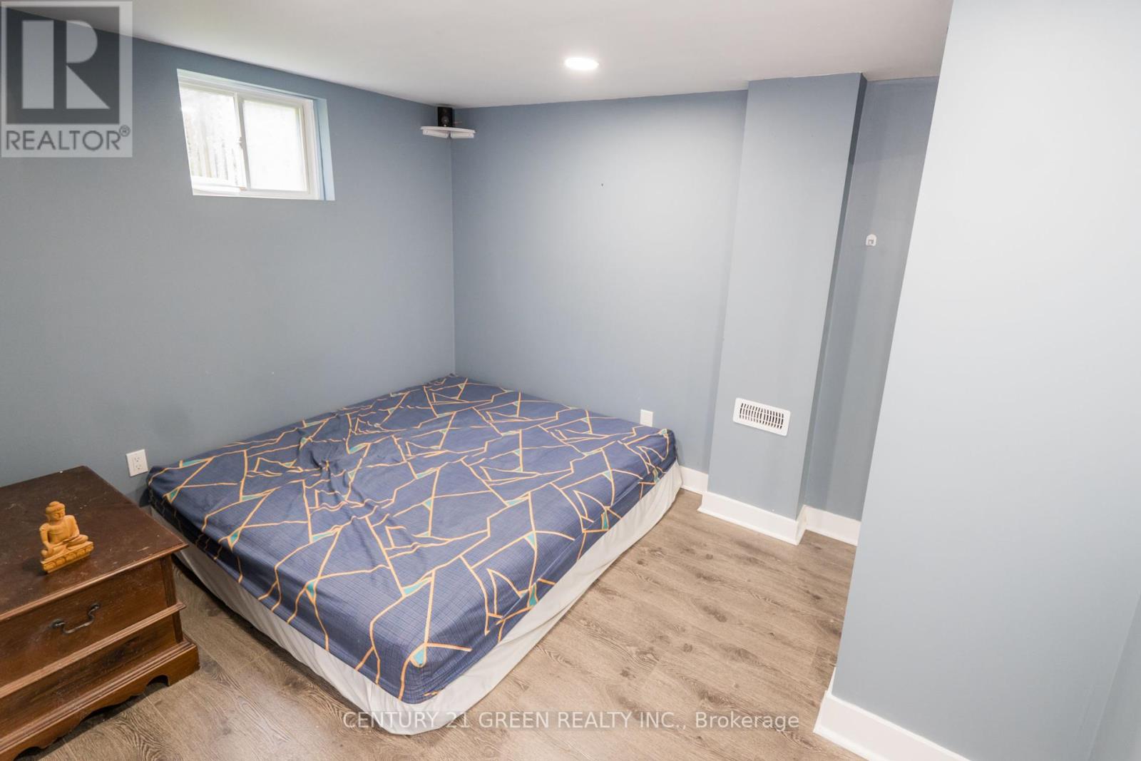Photo 30 of 13 Alderbrook Drive, Clarington ON