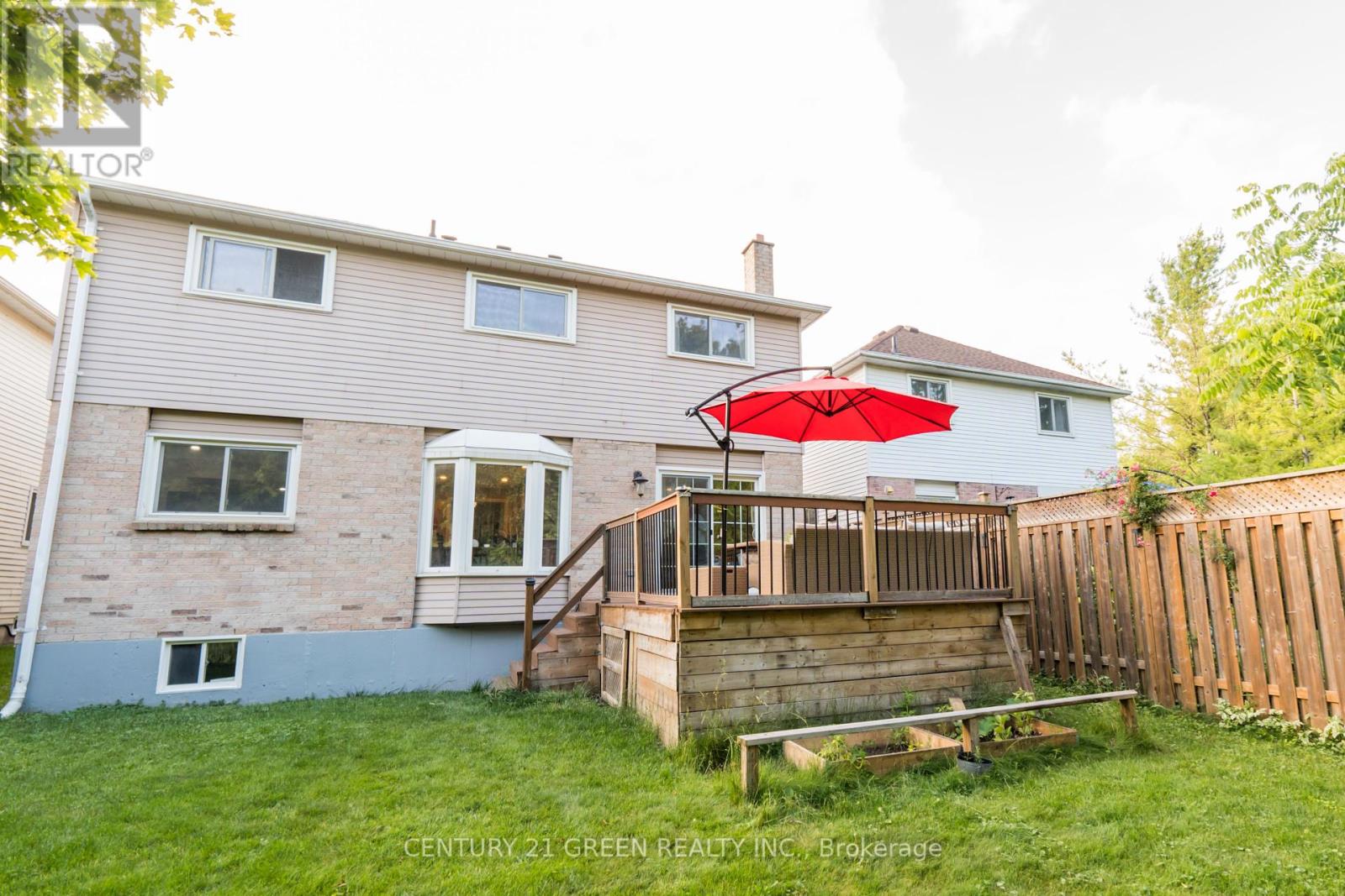 Photo 37 of 13 Alderbrook Drive, Clarington ON