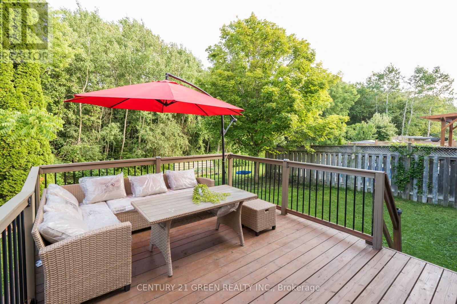 Photo 39 of 13 Alderbrook Drive, Clarington ON