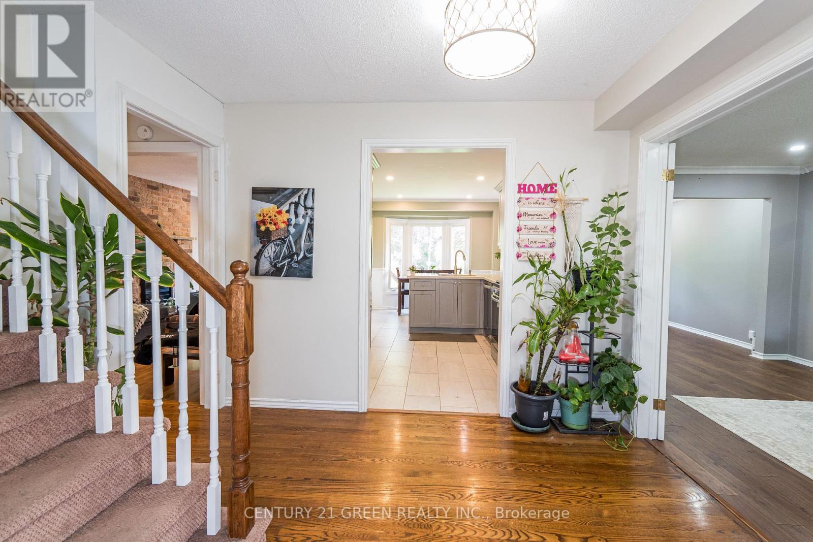 Photo 7 of 13 Alderbrook Drive, Clarington ON