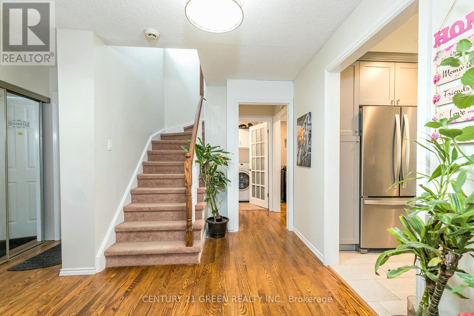 Photo 8 of 13 Alderbrook Drive, Clarington ON