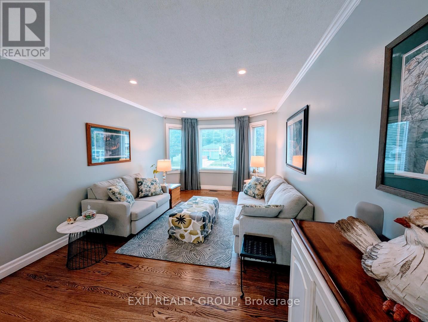 Photo 20 of 76 John Dillingno Street, Tay ON