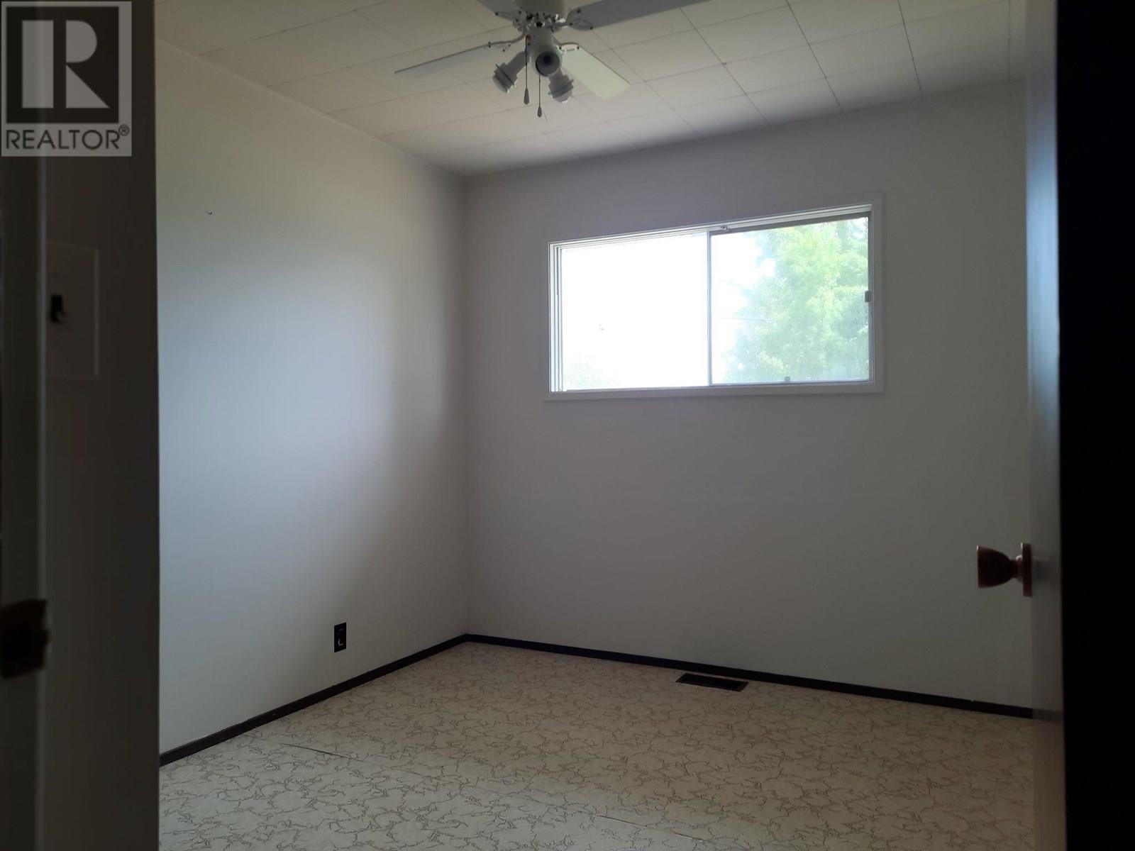 6045 TOWER Road, Grand Forks