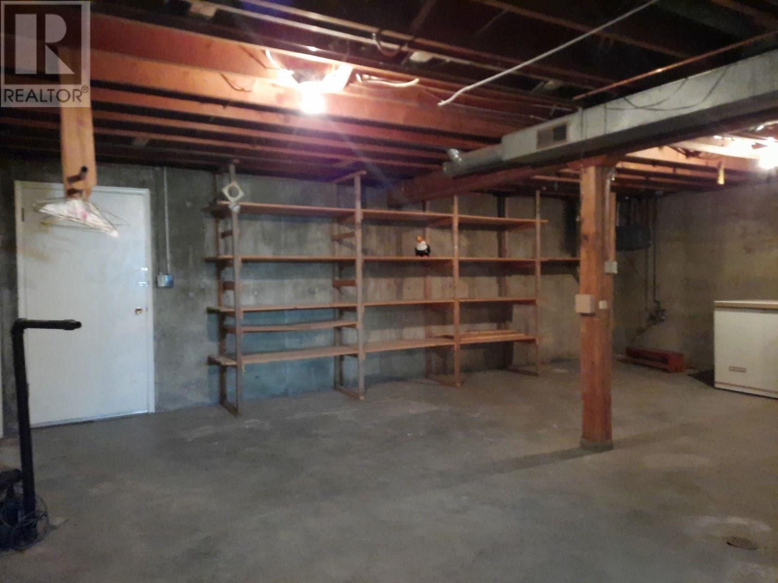 6045 TOWER Road, Grand Forks