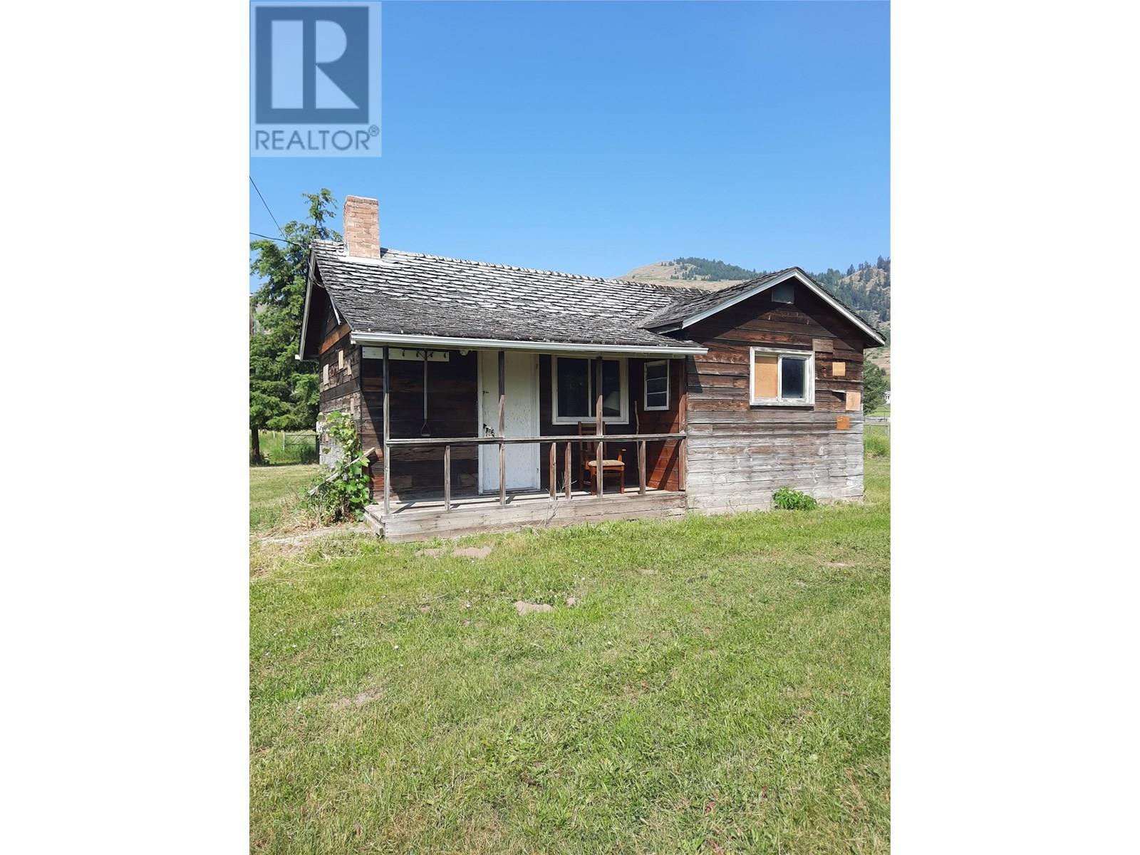 6045 TOWER Road, Grand Forks