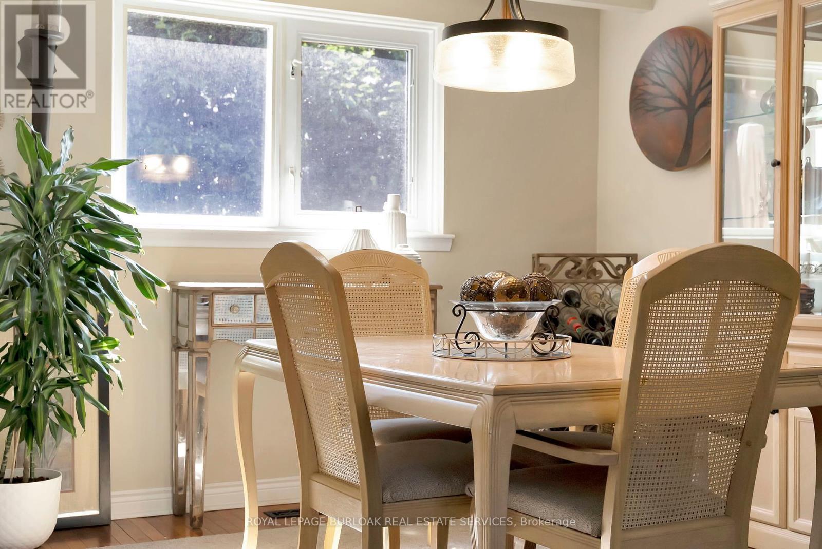 Photo 7 of 2325 Duncaster Drive, Burlington ON