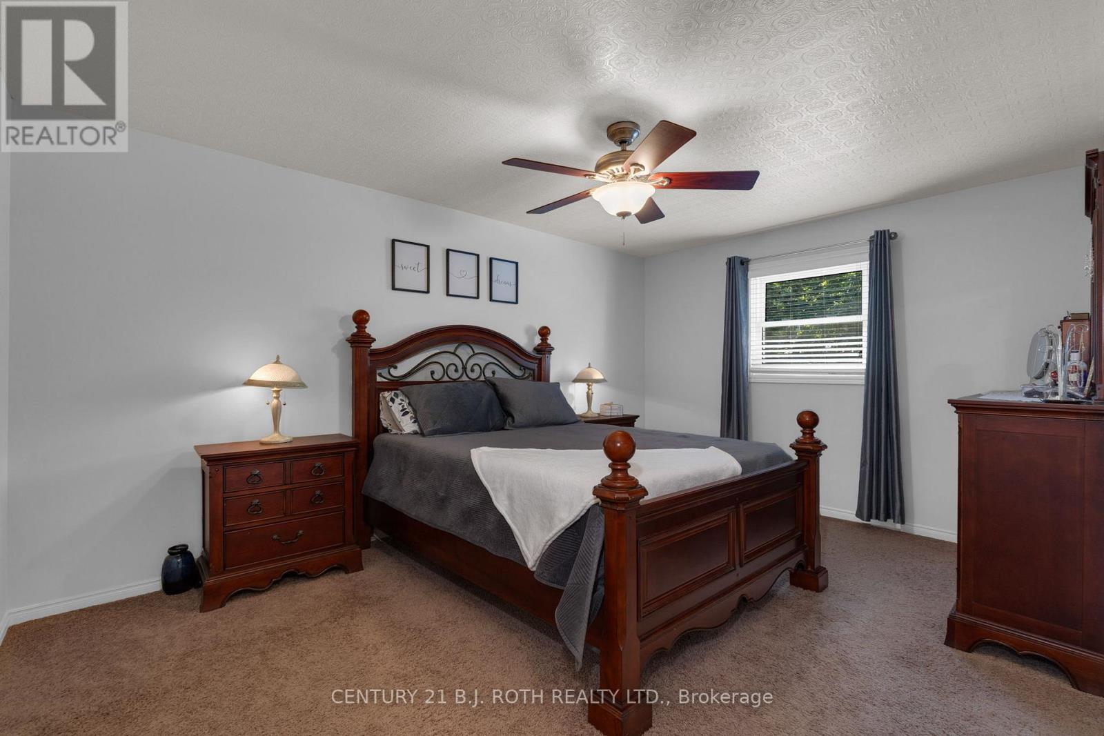 Photo 14 of 175 Segwun Boulevard, Gravenhurst ON