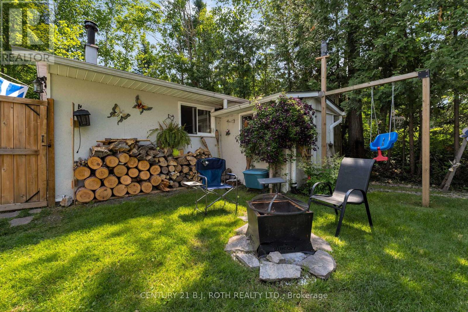 Photo 30 of 175 Segwun Boulevard, Gravenhurst ON