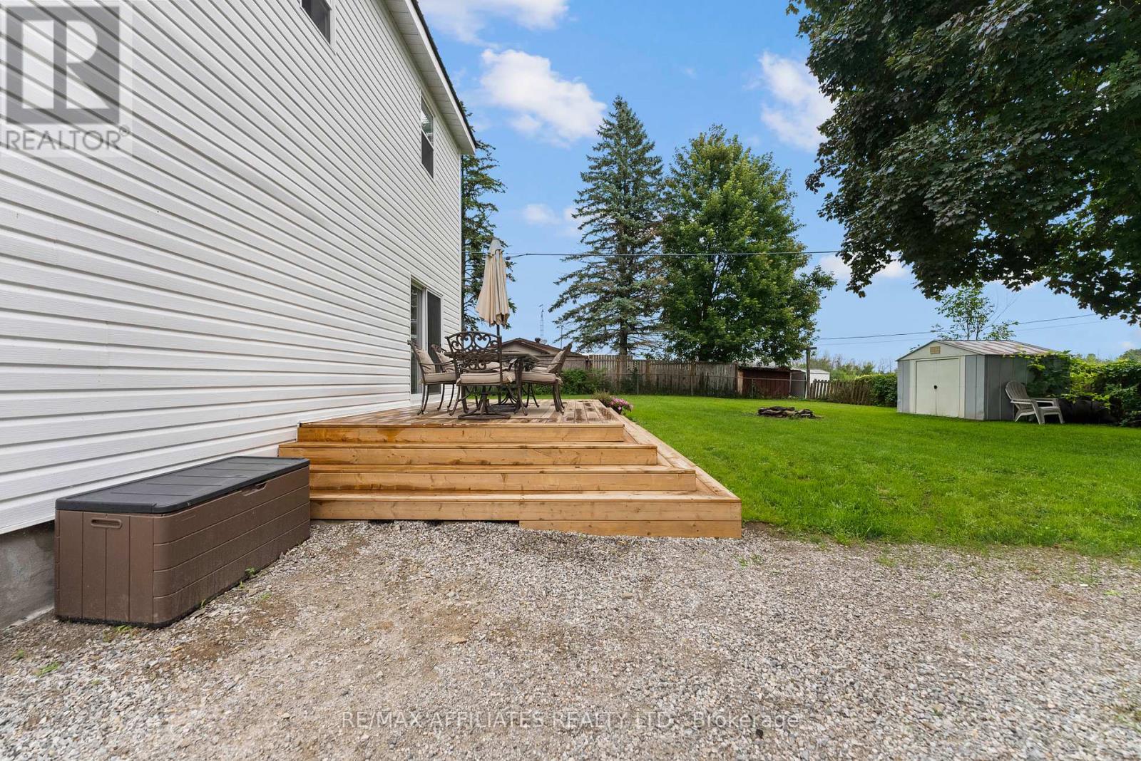 Photo 18 of 139 Rainbow Valley Drive, Montague ON