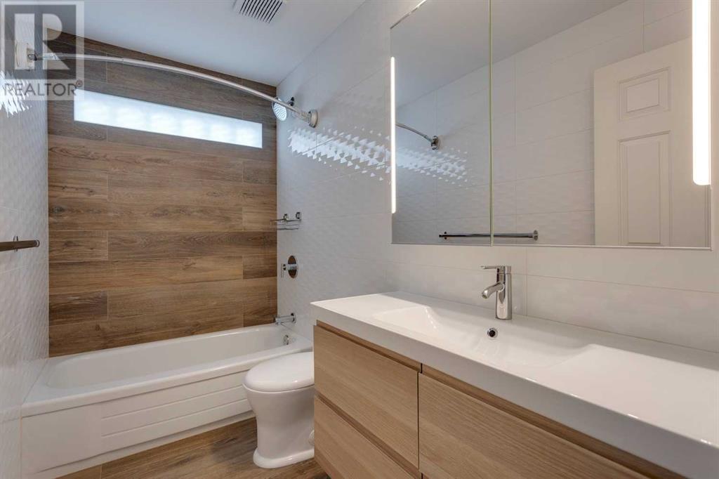 Single Family House for Sale in  Scripps Landing NW Scenic Acres Calgary 