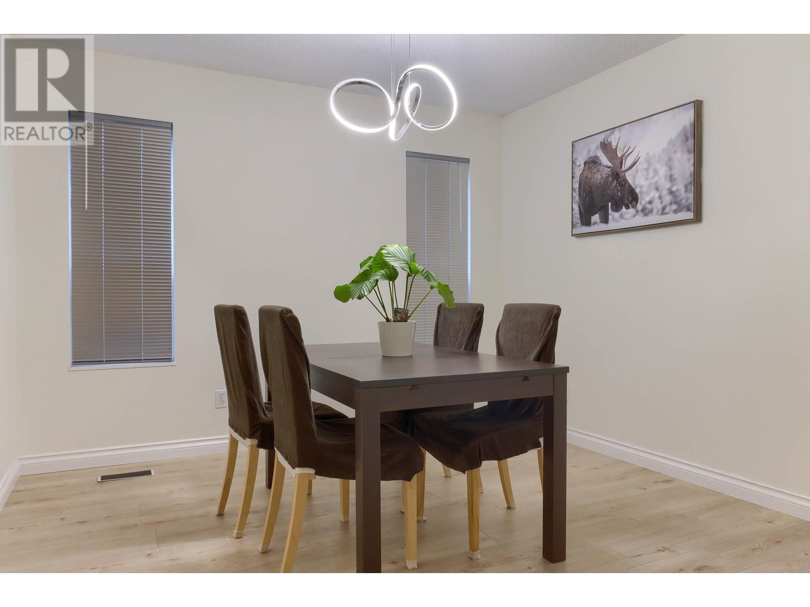 Photo 8 of 8800 Ashby Place, Richmond BC