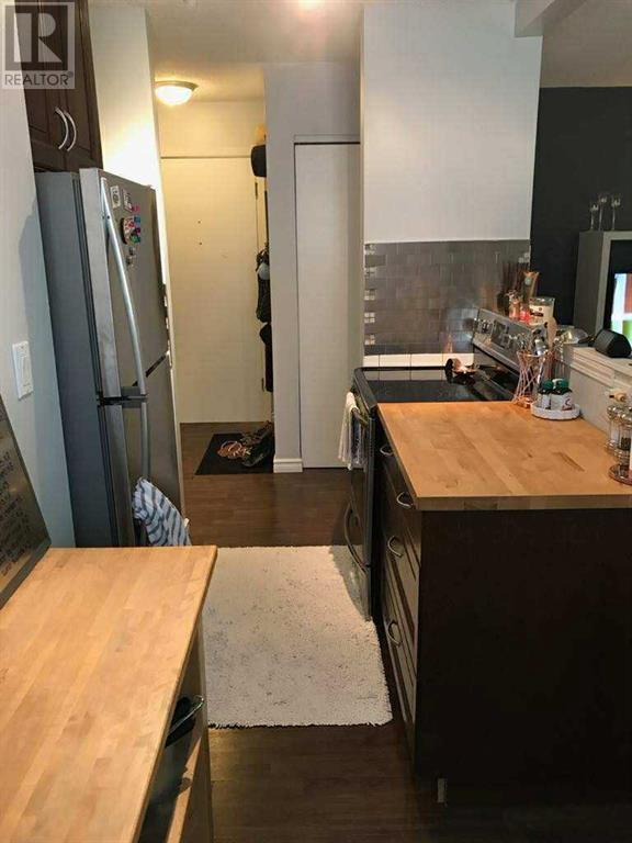 Single Family House for Sale in    Street SW Bankview Calgary 