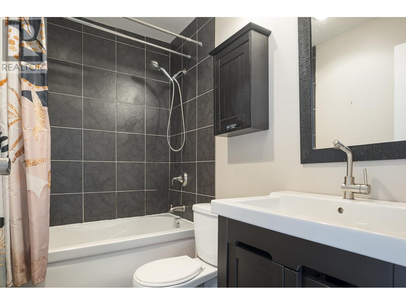 Photo 32 of 384 8333 Jones Road, Richmond BC