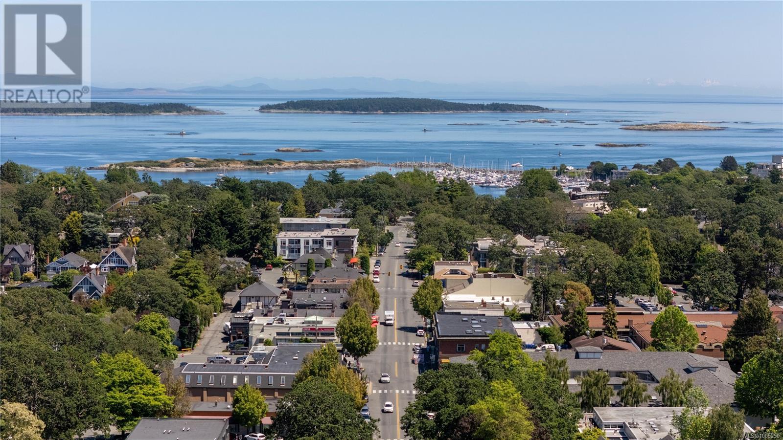  517 Victoria Avenue, Oak Bay