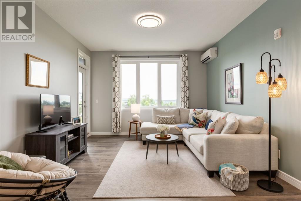 Single Family House for Sale in   Greenbriar Place NW Greenwood/Greenbriar Calgary 