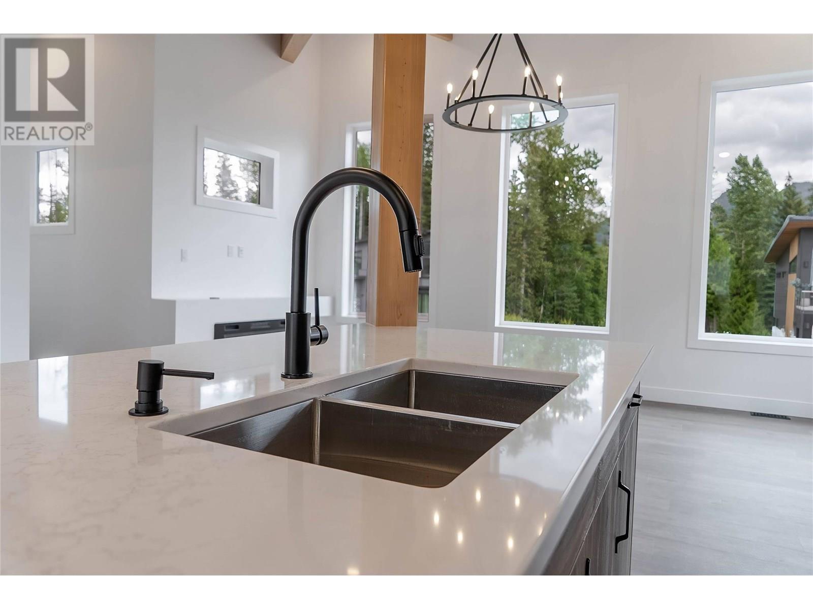 Photo 22 of 2 Huckleberry Place, Fernie BC