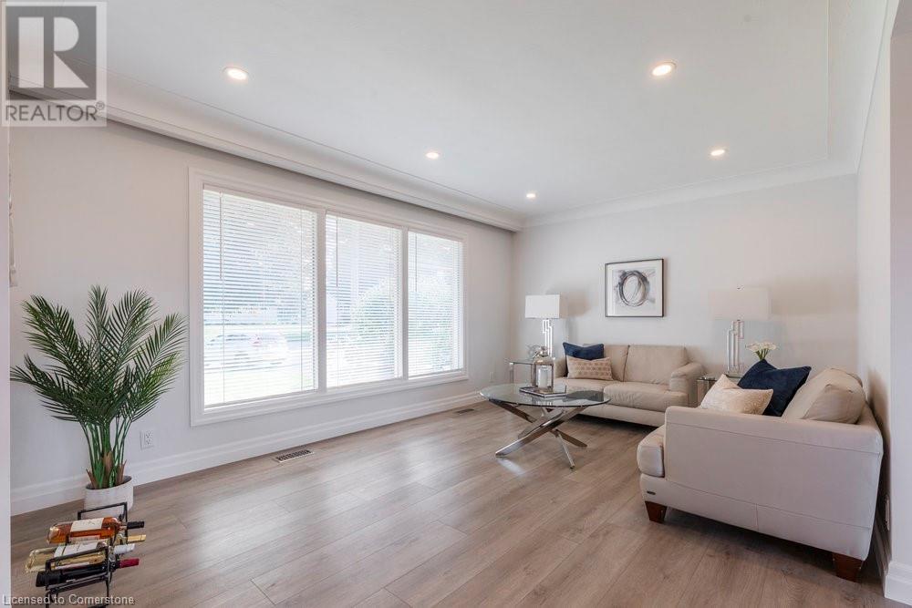 Photo 37 of 8477 Dickenson Road E, Hamilton ON