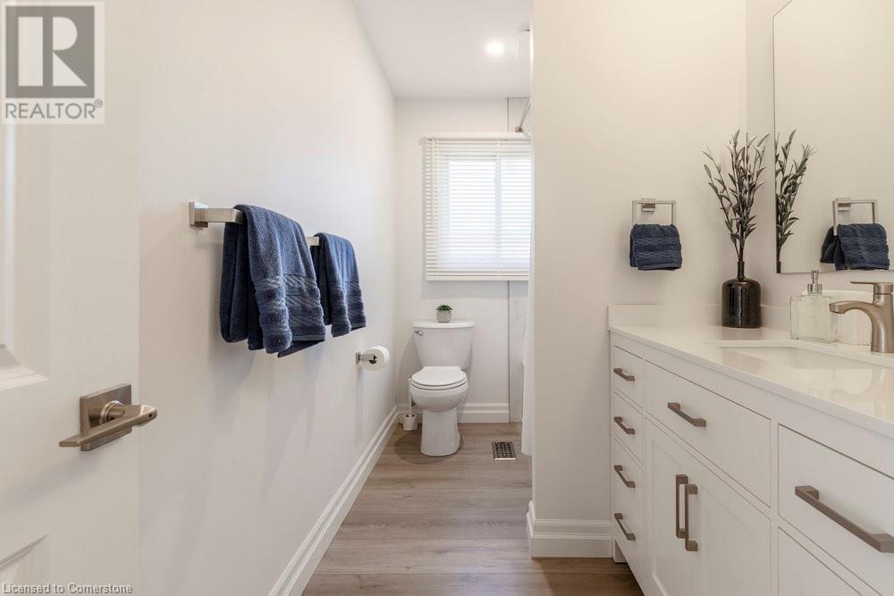 Photo 42 of 8477 Dickenson Road E, Hamilton ON
