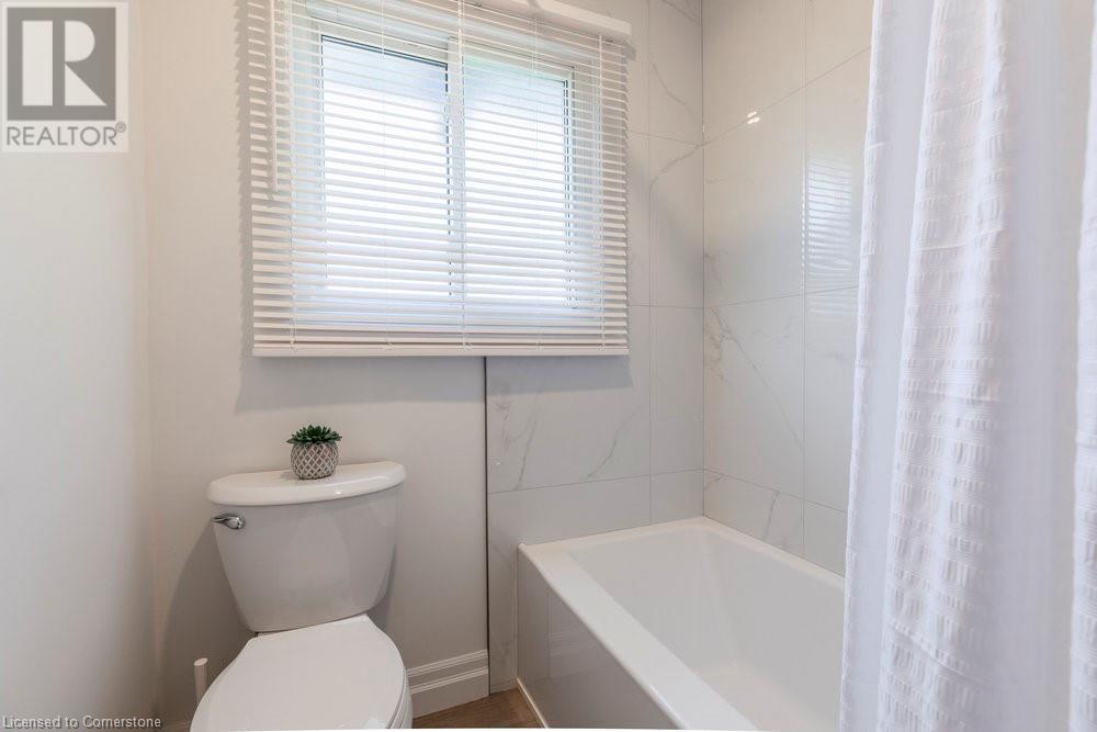 Photo 8 of 8477 Dickenson Road E, Hamilton ON