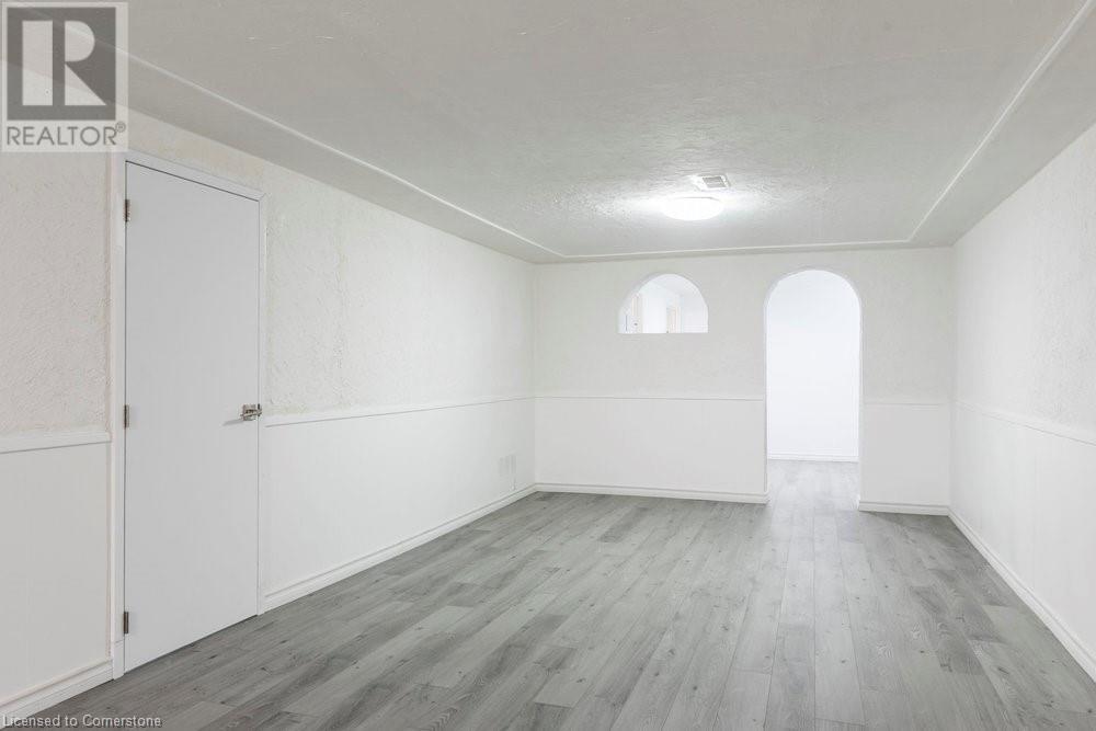 Photo 48 of 8477 Dickenson Road E, Hamilton ON