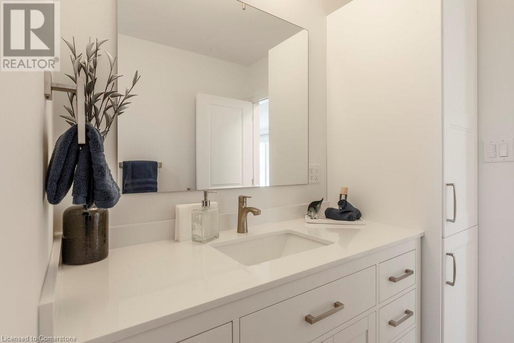 Photo 21 of 8477 Dickenson Road E, Hamilton ON