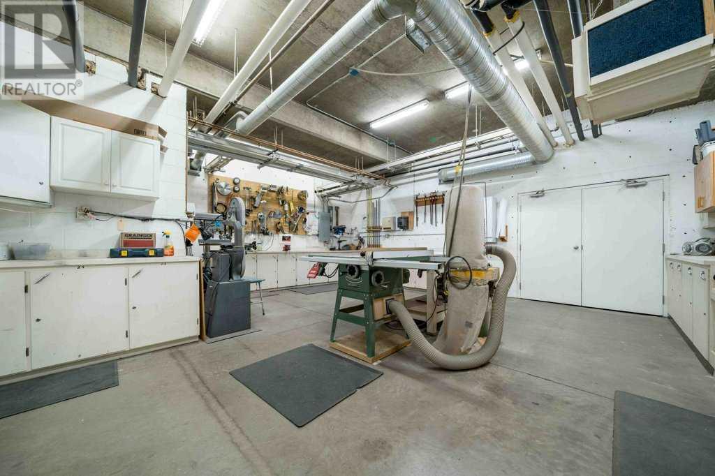 Single Family House for Sale in   Southview Drive SE Connaught Medicine Hat 
