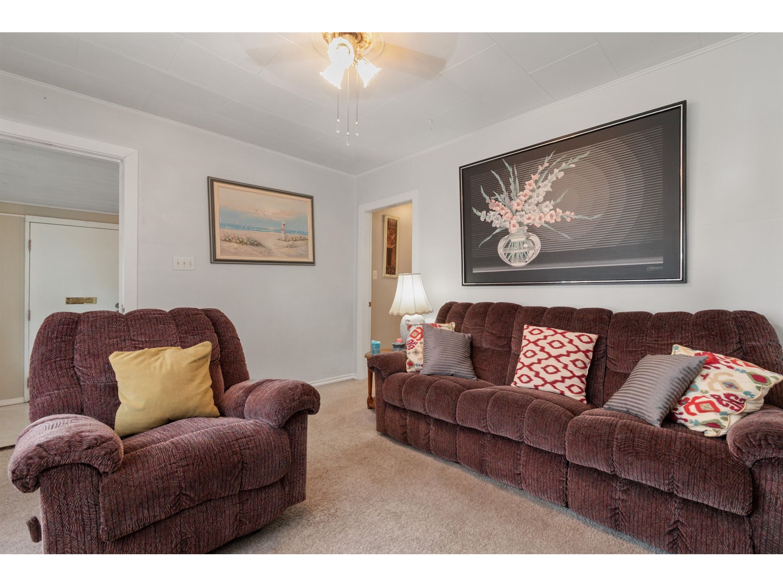 Photo 11 of 45728 Henderson Avenue Chilliwack Proper West, Chilliwack BC