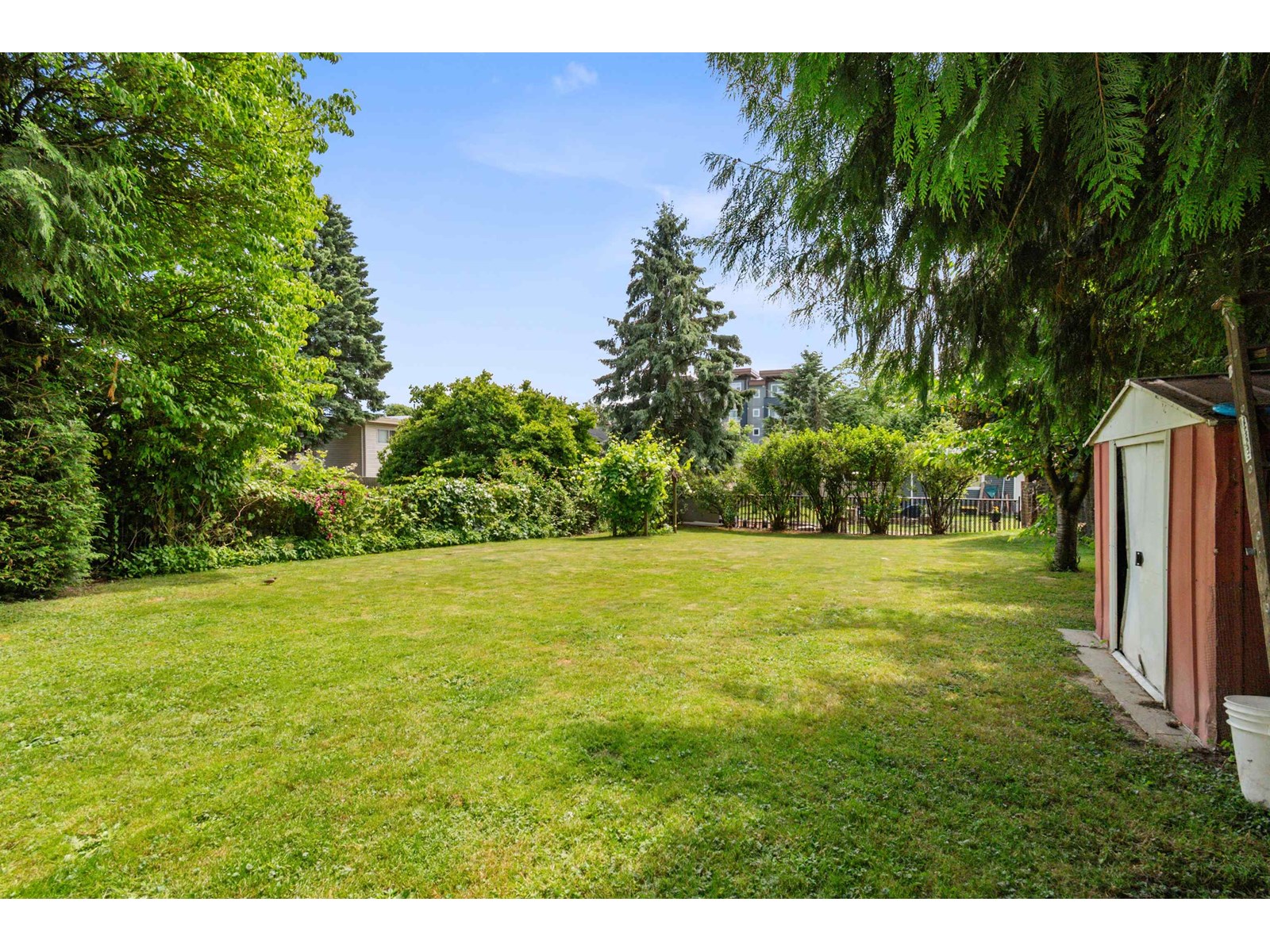 Photo 24 of 45728 Henderson Avenue Chilliwack Proper West, Chilliwack BC