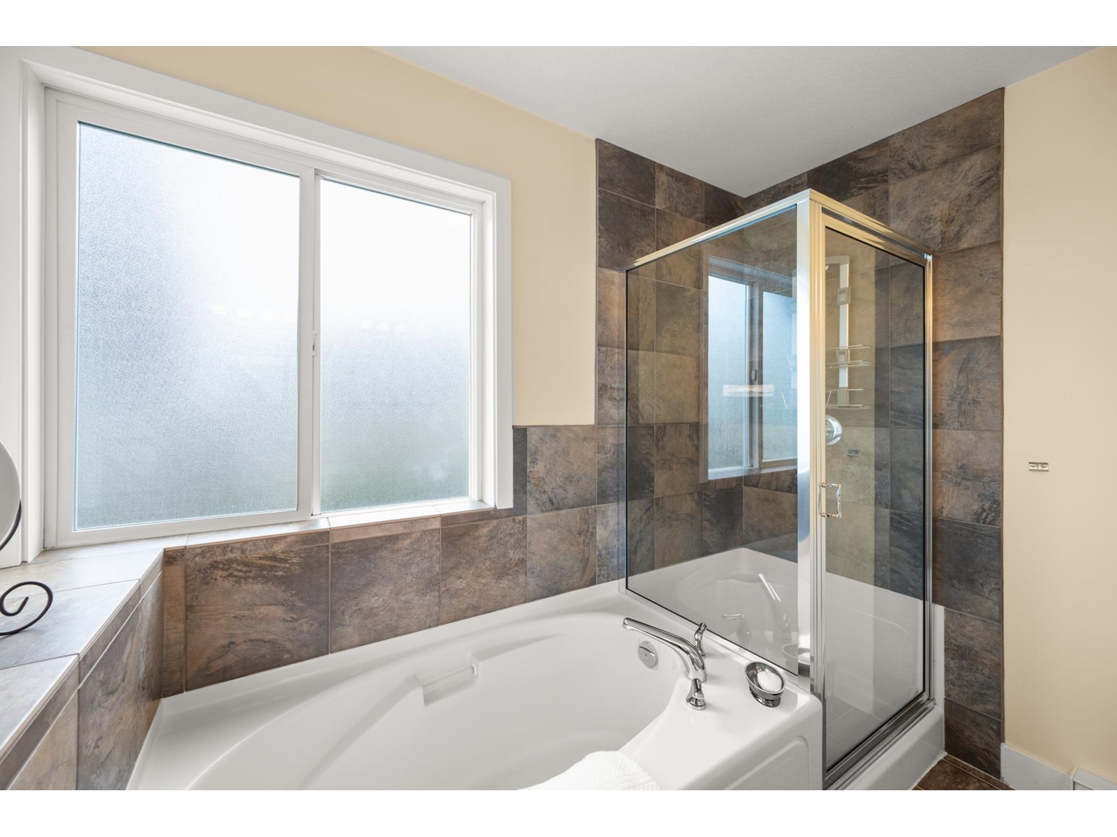 Photo 25 of 6085 165 A Street, Surrey BC