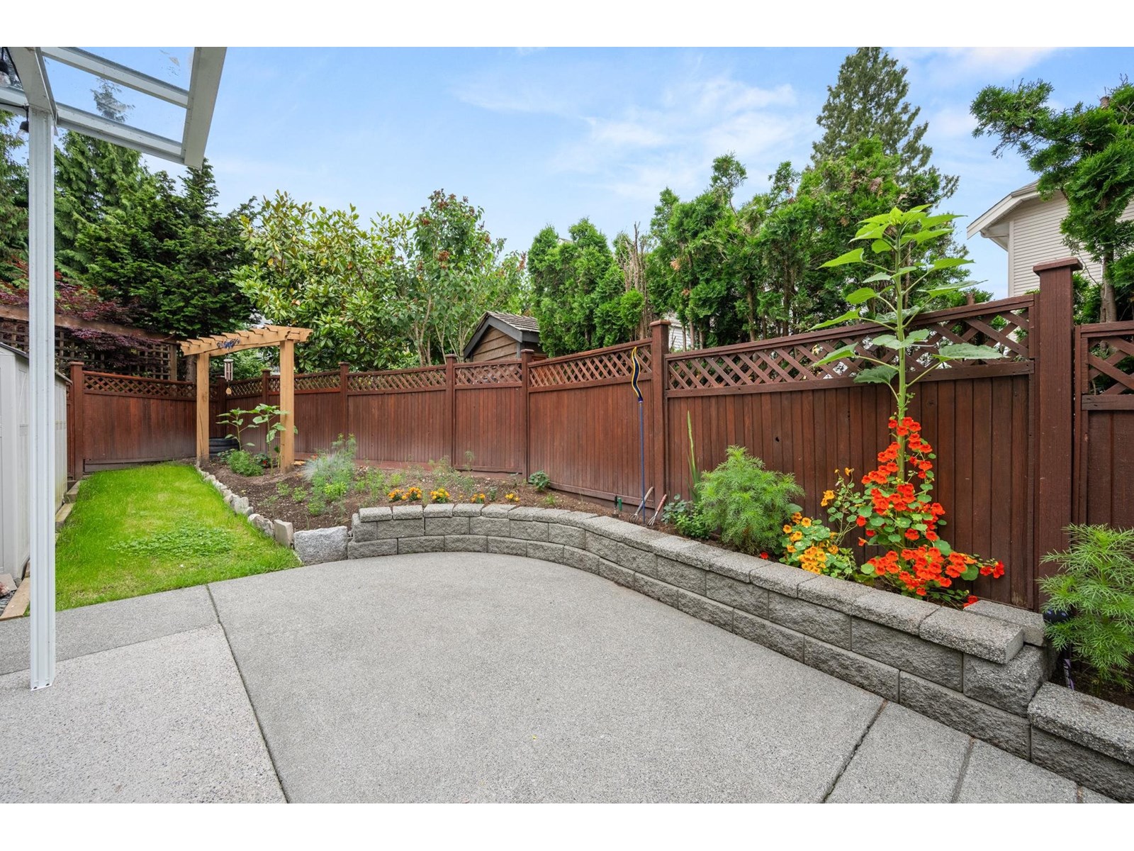 Photo 37 of 6085 165 A Street, Surrey BC