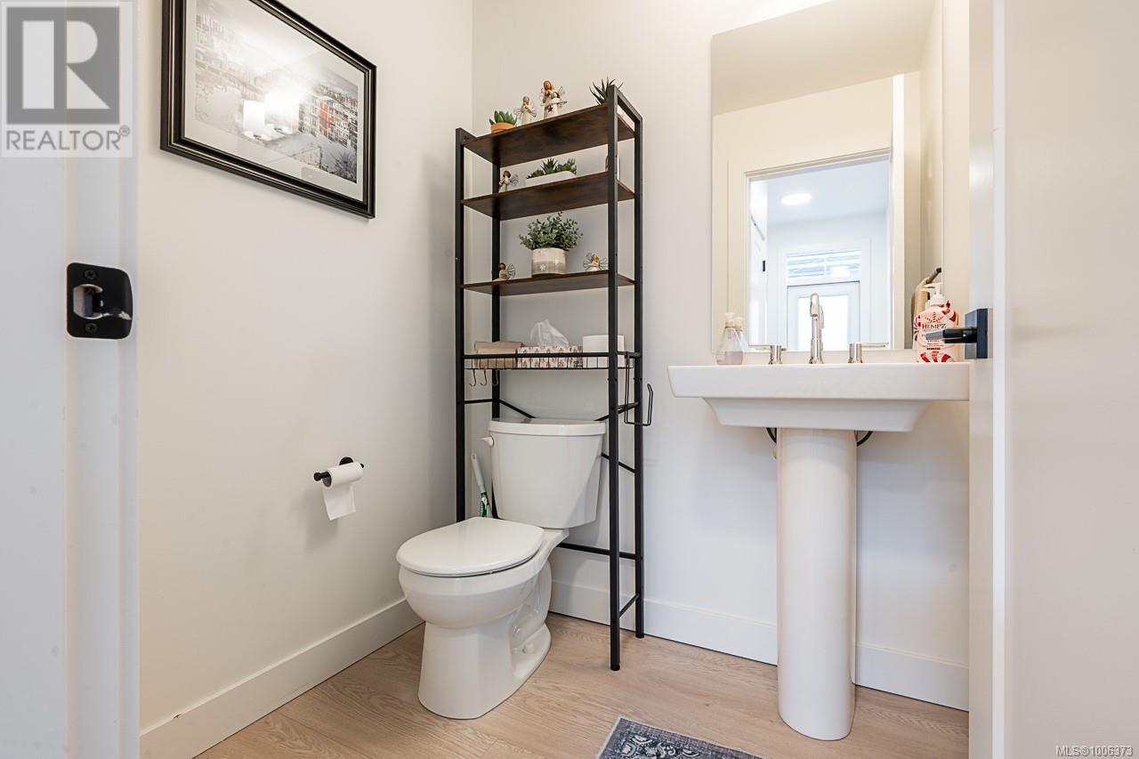 3388 RYDER HESJEDAL WAY - Image 24