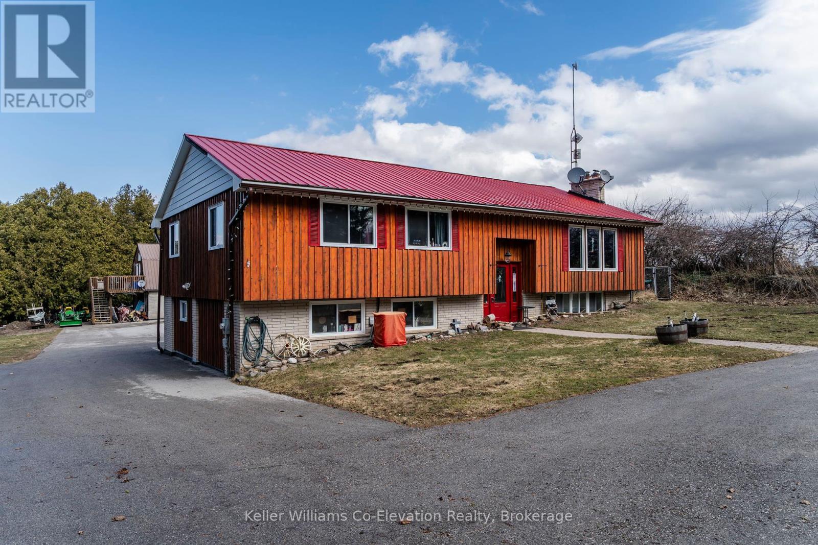 Photo 12 of 4684 10th Side Road, Essa ON