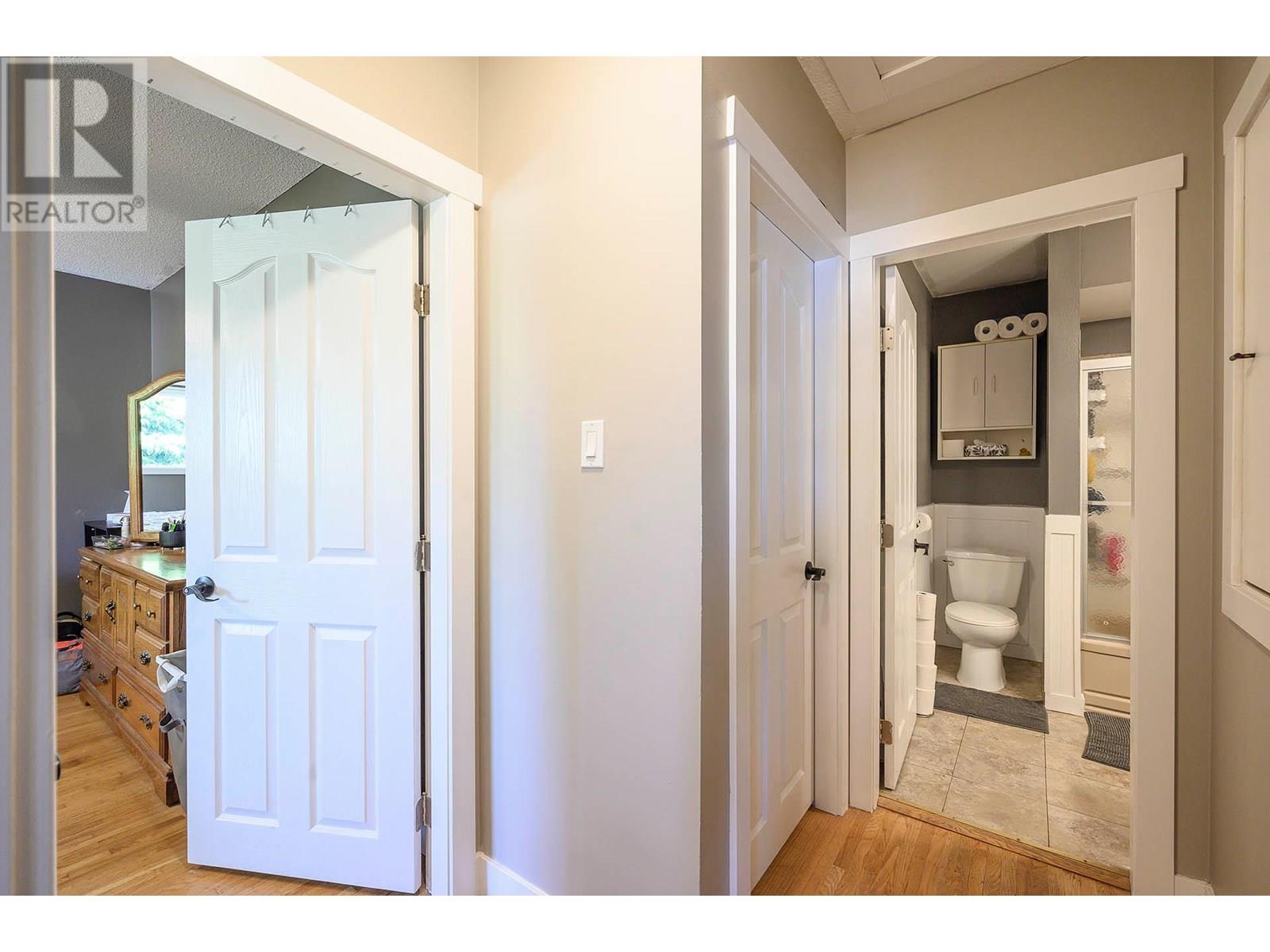 Photo 3 of 629 Richmond Avenue, Kamloops BC