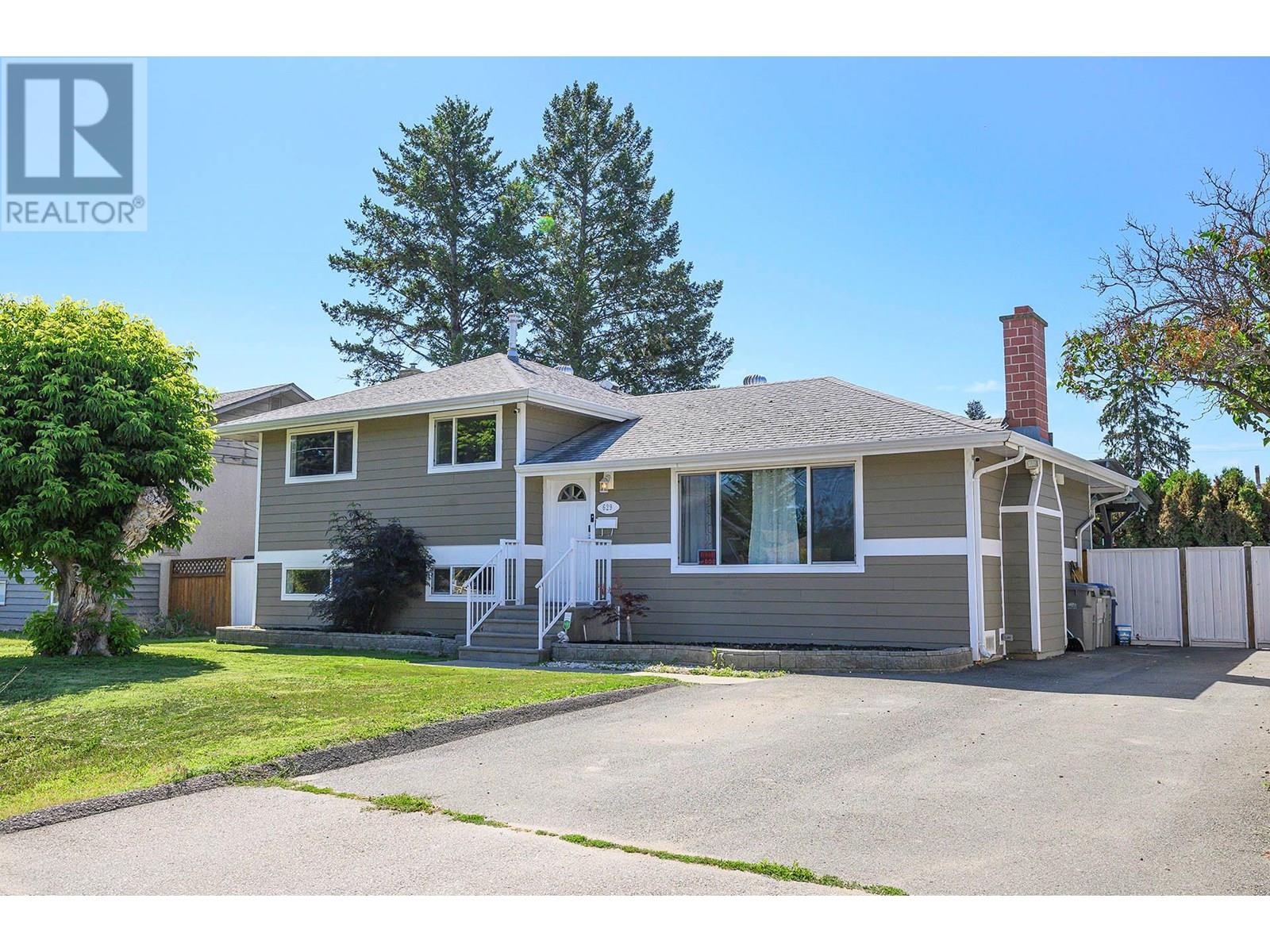 Photo 8 of 629 Richmond Avenue, Kamloops BC