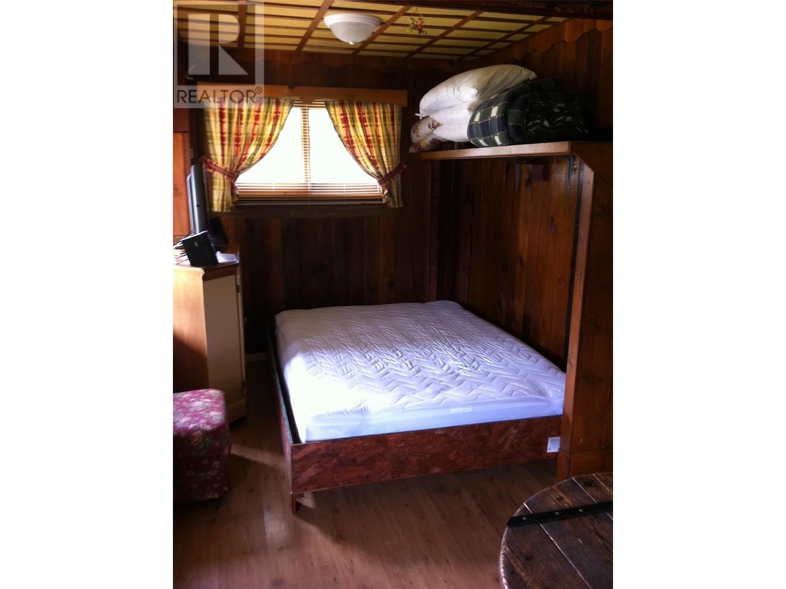 Photo 2 of 1581 Neimi Road, Christina Lake BC