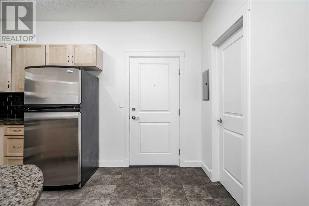 Single Family House for Sale in   Lake Fraser Drive SE Lake Bonavista Calgary 