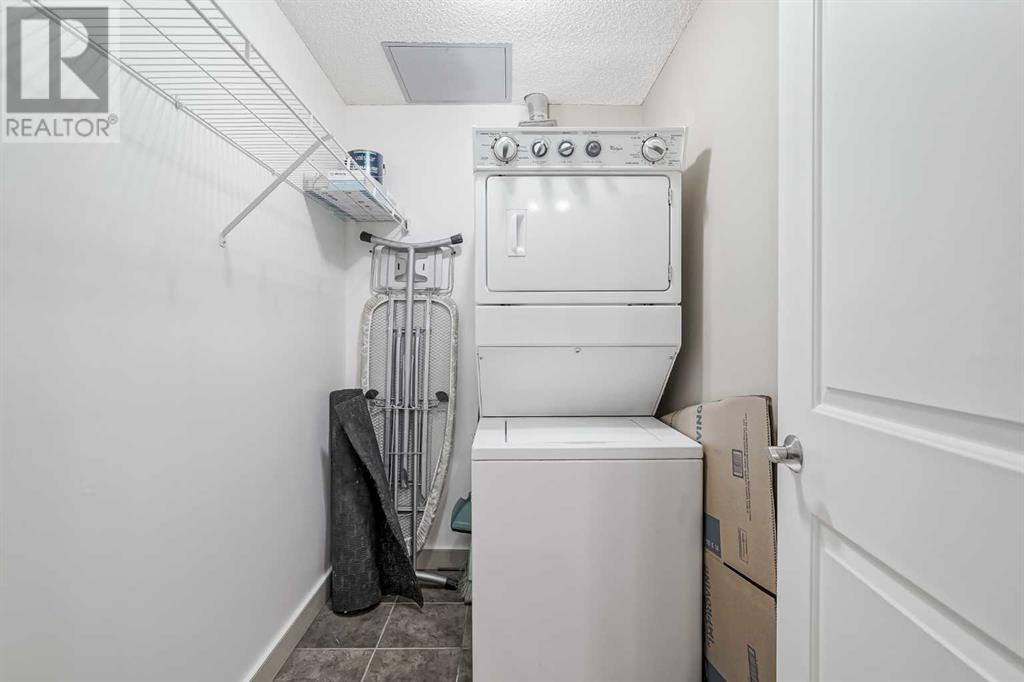 Single Family House for Sale in   Lake Fraser Drive SE Lake Bonavista Calgary 