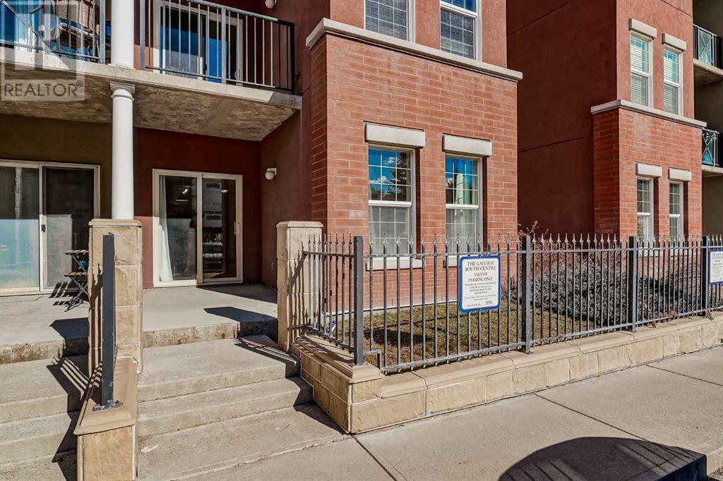 Single Family House for Sale in   Lake Fraser Drive SE Lake Bonavista Calgary 