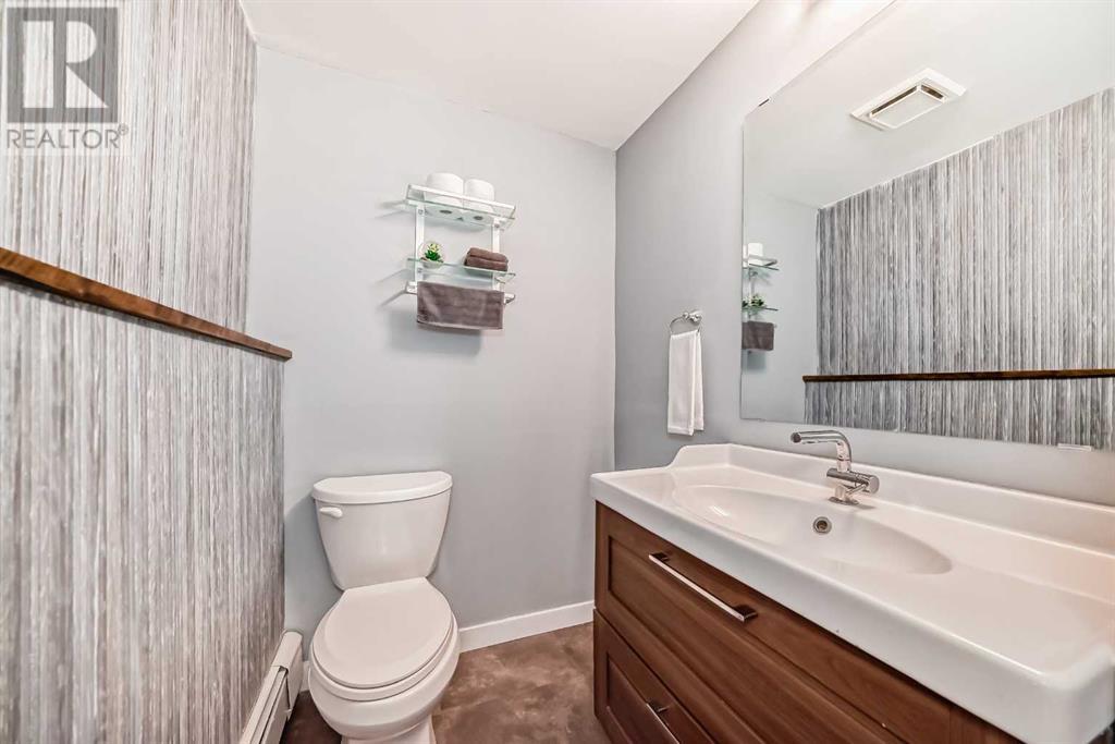 Single Family House for Sale in    Avenue NW Sunnyside Calgary 
